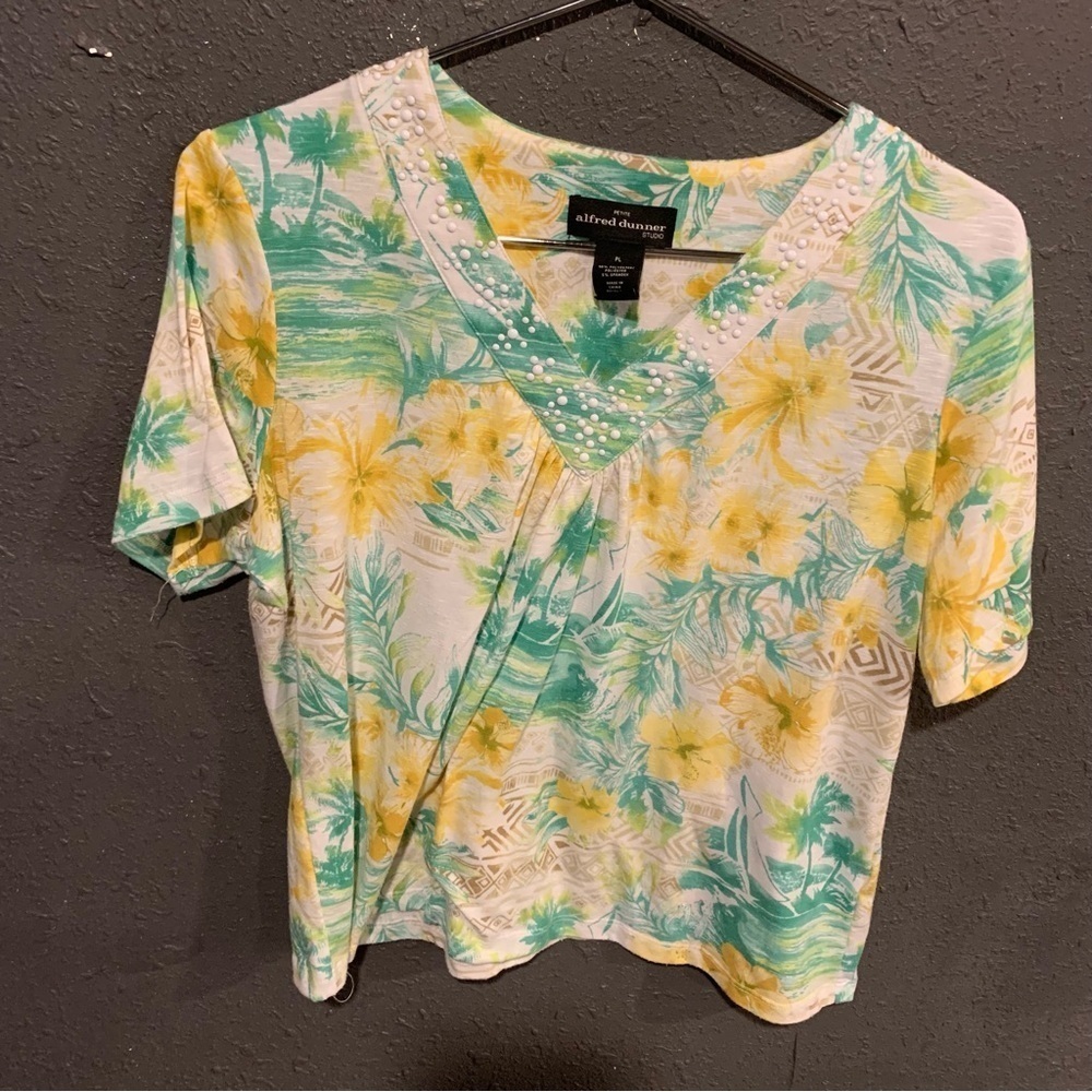 Women’s Alfred Dunner Blouse